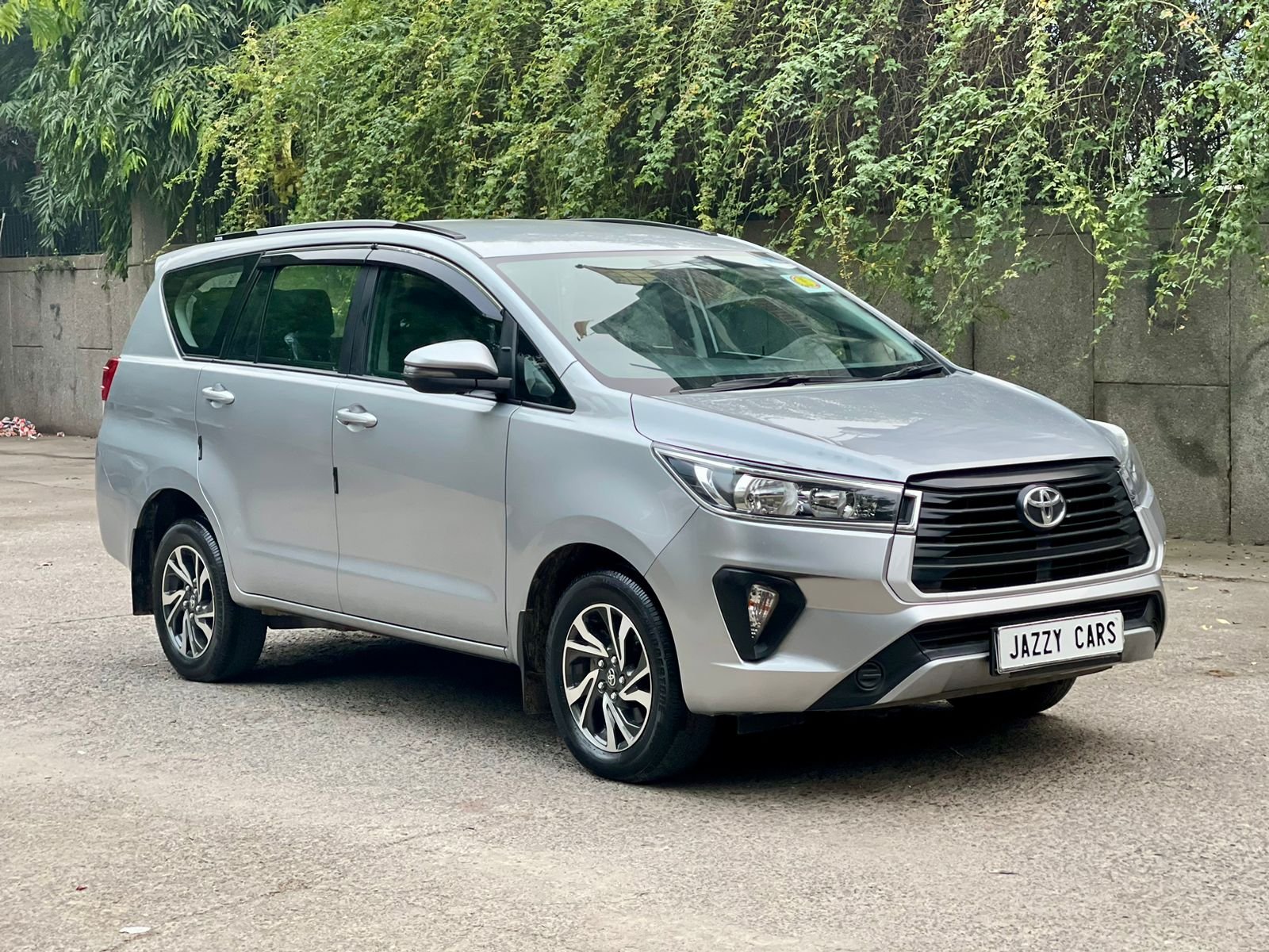 Toyota Innova Crysta