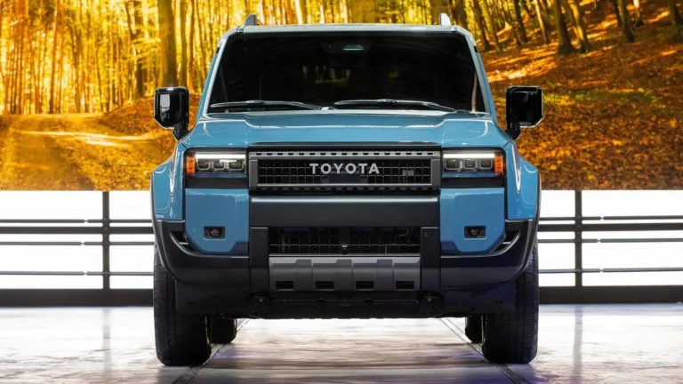 Toyota LandCruiser FJ