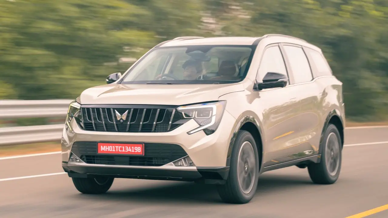Mahindra XUV 7XO
